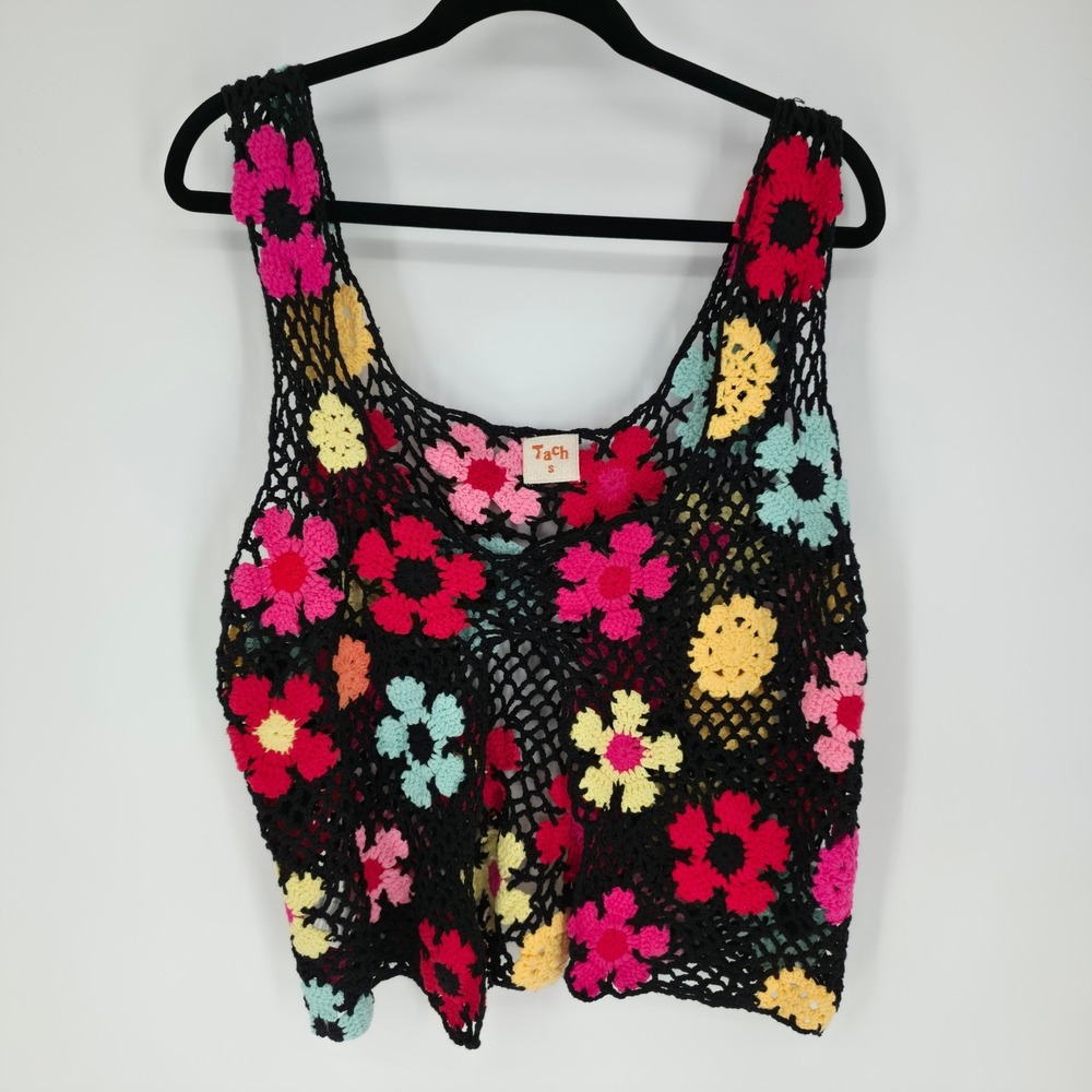 TACH ASHETE CROCHET TOP SMALL BOHO BOHEMIAN CROCHET FLOWERS FLOWER POWER HIPSTER